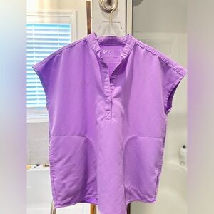 Women’s Lilac Dawn Rafaela Oversized Scrub Top — XS
